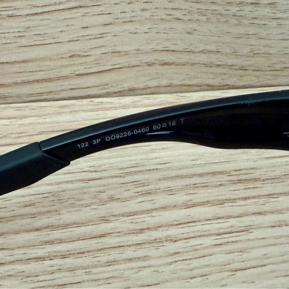 Oakley Canteen polarized sunglasses